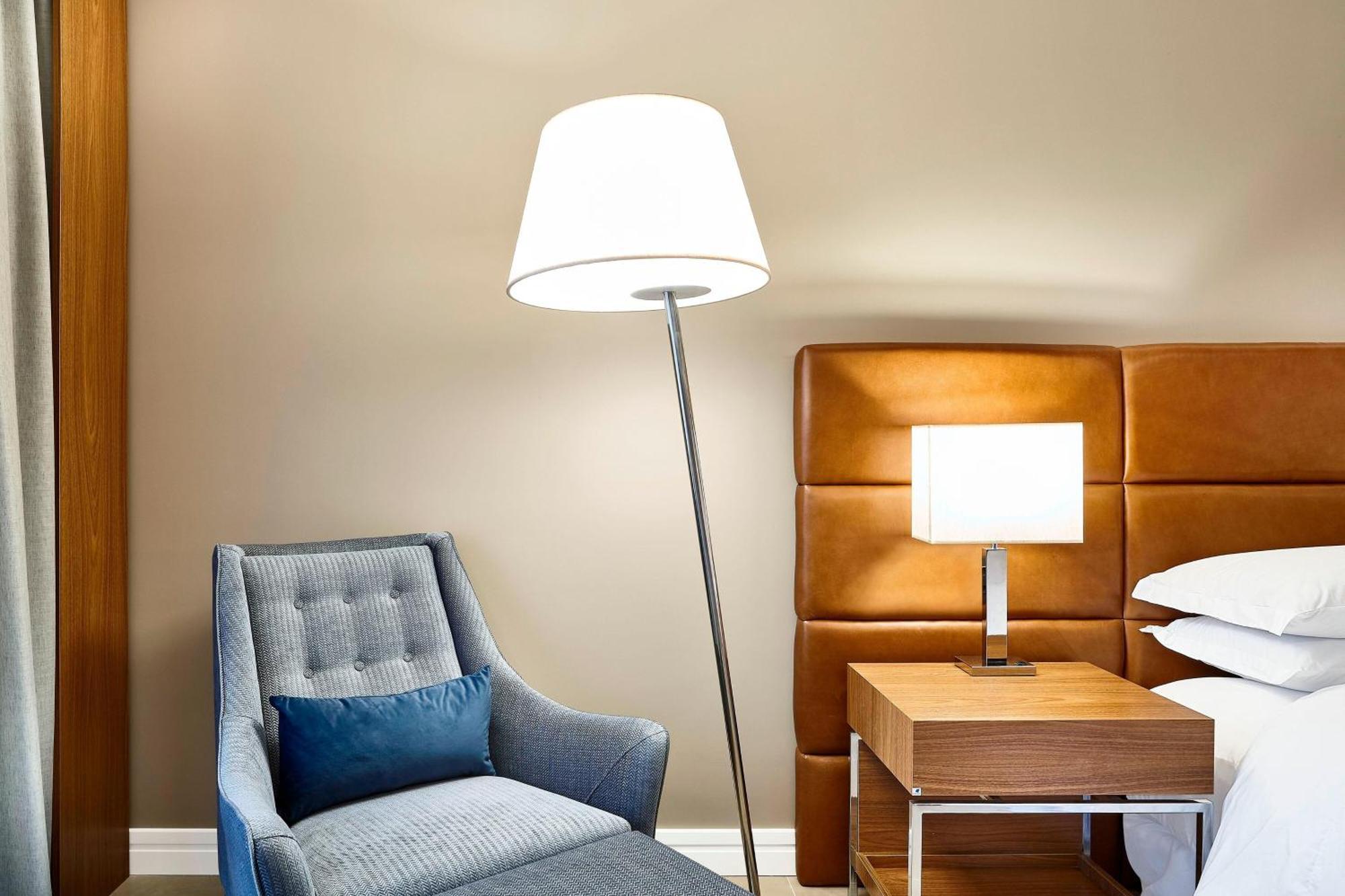 Sheraton Santos Hotel Dış mekan fotoğraf Floor lamp